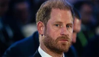 Prince Harry Touches Down in UK Alone as Buckingham Palace Stay Collapses in Last-Minute Royal Drama