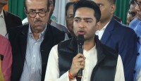 হয়তো মমতার মধ্যে রামকে দেখতে পায়’, মুখ্যমন্ত্রীর ‘অপমান’ নিয়ে বিজেপিকে খোঁচা অভিষেকের
