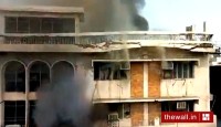 ৫ সেকেন্ডেই হুড়মুড়িয়ে ভেঙে পড়ল গোটা বাড়ি, কালো ধোঁয়ায় ঢাকল গোটা এলাকা