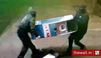 চুরির সময় আটকে গিয়েছিল কলকবজা, আস্ত এটিএম মেশিন উপড়ে নিয়ে গেল চোরের দল