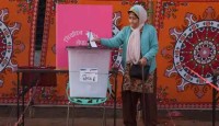 নেপালে ক্ষমতা দখলের পথে দেউবার দল, ‘স্বস্তি’ ভারতের