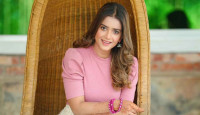 সাংবাদিকদের কাছে ক্ষমা চাইলেন তানজিন তিশা