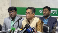 গণমাধ্যম সংস্কারের প্রয়োজনীয়তা জানালেন প্রধান উপদেষ্টা প্রেস সচিব