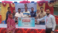 গাইবান্ধায় কিস্তি ক্রেতার মৃত্যুতে তার পরিবারকে ওয়ালটন প্লাজার সহায়তা