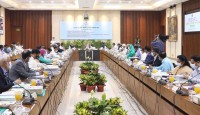বিদ্যুতের বকেয়া আদায়ে কঠোর হওয়ার নির্দেশ প্রধানমন্ত্রীর