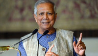 ধর্মীয় নেতাদের সঙ্গে সংলাপে বসেছেন প্রধান উপদেষ্টা