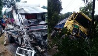 পুঠিয়ায় ট্রাক ও লেগুনার মুখোমুখি সংঘর্ষে নিহত ২ গুরুতর আহত ১০