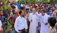 ডিমলায় আকর্ষ্মিক বন্যায় ক্ষতিগ্রস্তদের মাঝে ত্রাণ বিতরণ 