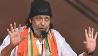 পদ্মভূষণে ভূষিত মিঠুন চক্রবর্তী 