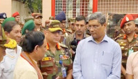 আমরা মাঠে আছি, নির্ভয়ে পূজামণ্ডপে যাবেন: সেনাপ্রধান