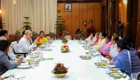 মণিপুর হিংসায় ২৪ ঘণ্টায় ১০ মৃত্যু: সক্রিয় অমিত শাহ দফায় দফায় শান্তি বৈঠকে
