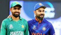 কোহলিকে ছাড়িয়ে যেতে পারেন বাবর: ইমরান খান