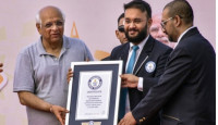 লক্ষাধিক মানুষের উপস্থিতি, যোগ দিবসে বিশ্ব রেকর্ড গড়ল গুজরাত