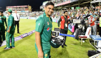 পাকিস্তানের সাবেক ক্রিকেটার লতিফকে ১২ বছরের কারাদণ্ড দিলো নেদারল্যান্ড্স