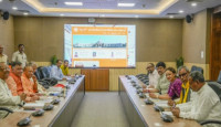 রাজ্যের একাধিক রেলস্টেশনের উন্নয়নে জোর মোদী সরকার, ধন্যবাদ জানালেন যোগী