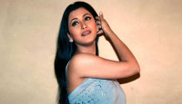 যে কারণে বোরকা পরতে হয় রচনা ব্যানার্জীকে