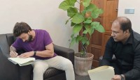 শাকিবের ‘শের খান’ও হচ্ছে না