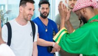 সৌদি আরবের দুই ক্লাব আল হিলাল ও আল ইতহাদ সর্বোচ্চ চুক্তিতে মেসিকে চায়
