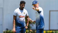 সোমবার দেশে ফিরছেন বোলিং কোচ অ্যালান ডোনাল্ড