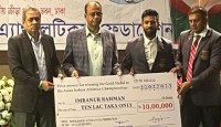 ১৫ লাখ টাকা পুরস্কার পেলেন স্বর্ণজয়ী ইমরানুর