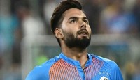  চার লাখ টাকা নিয়ে রাতের অন্ধকারে কোথায় যাচ্ছিলেন ক্রিকেটার ঋষভ পন্থ