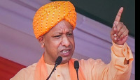 যোগী আদিত্যনাথ আদর্শ অভিভাবকের মতো, বাবা-মায়ের জেলমুক্তির পর বললেন প্রাক্তন মন্ত্রীপুত্র
