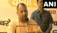 রাজ্যের সমস্ত পুলিশ স্টেশনেই পালিত হবে জন্মাষ্টমী! বৈঠকে নির্দেশ যোগীর
