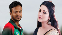 পরীমণির উপরে সাকিব